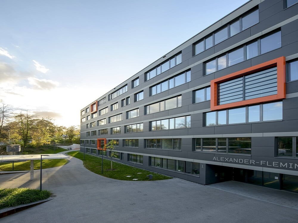 RGB_Schule_Stuttgart_06_07_04_R